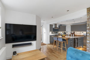 Photo 17- click for photo gallery